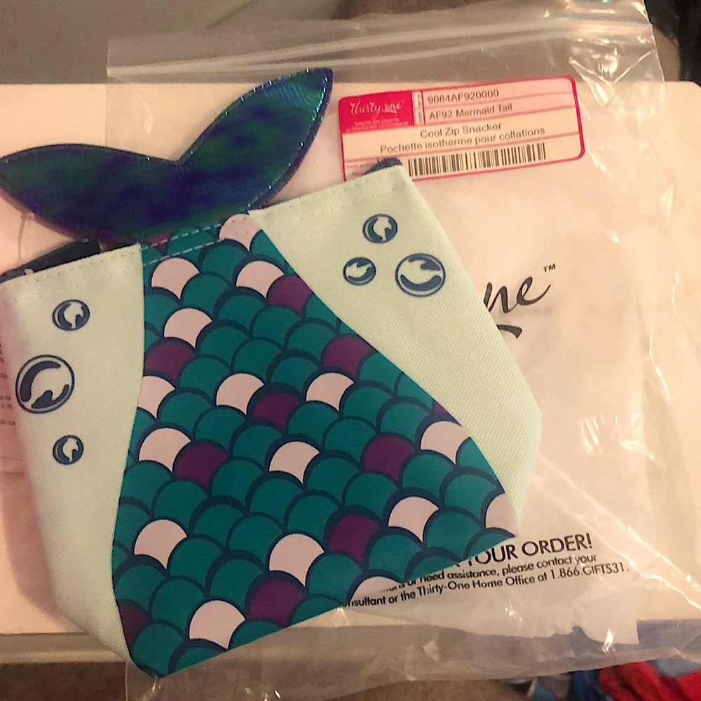 Thirty-One Mermaid Tail Cool Zip Snacker Bag